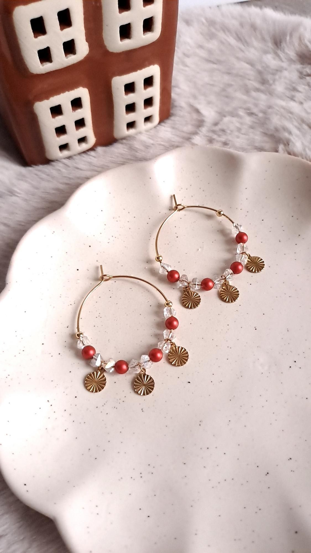 Créoles dorées et rouge