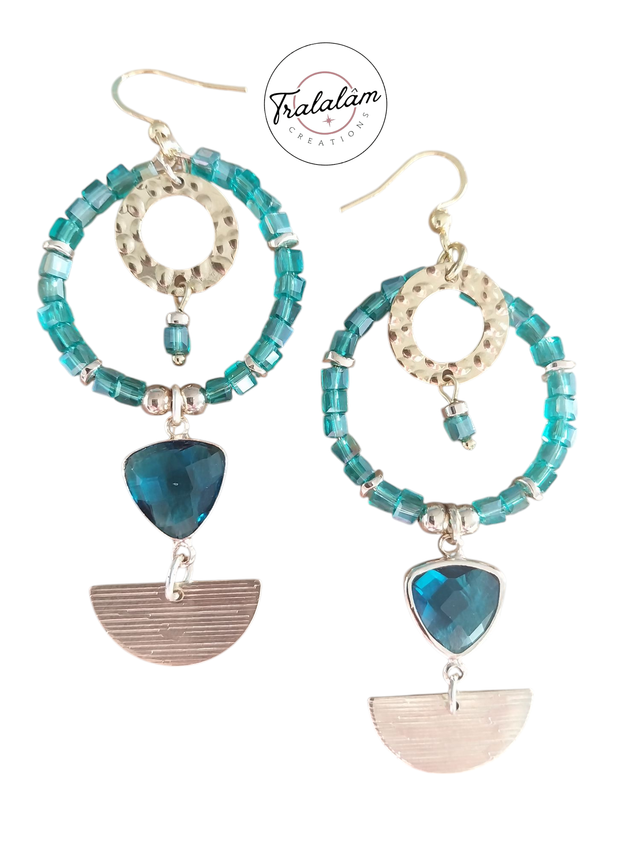 ✨Boucles d&#039;oreilles &quot;cristal cabochons triangles vert émeraude&quot;✨