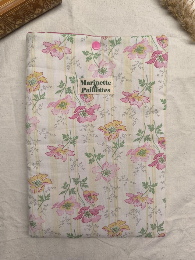 Pochette à livre broché - fleurs roses