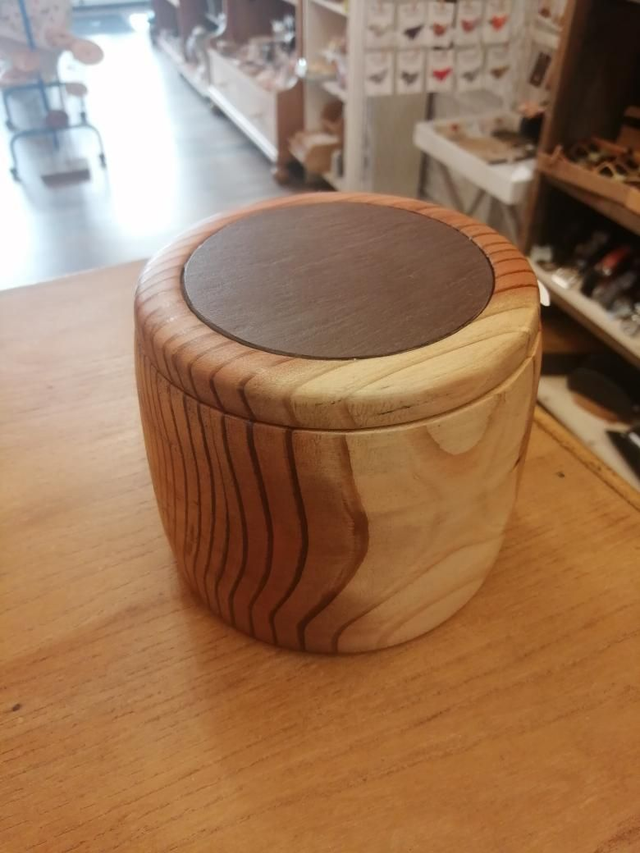 Boîte bois et ardoise en séquoia