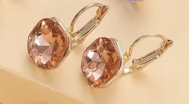 Brown Glass Crystal Earrings- STOE05