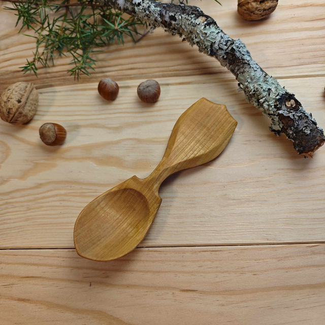 Cuillère en merisier style "dauphin"-C203