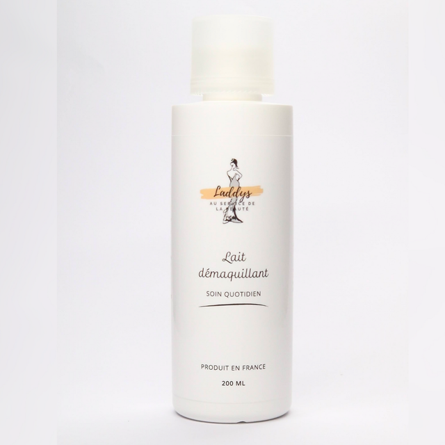 Lait démaquillant  - enlève efficacement le maquillage et les Impuretés