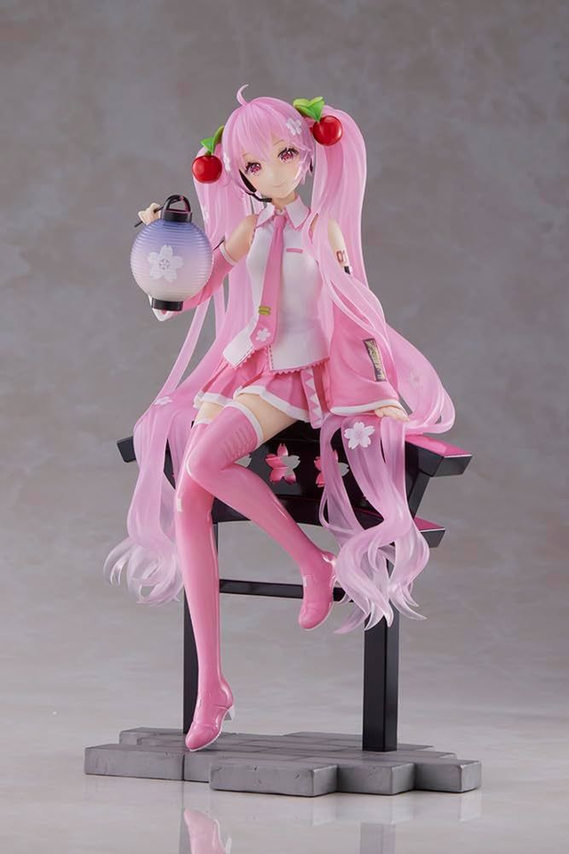 Hatsune Miku: Sakura Miku (Lantern Ver.) AMP Figure
