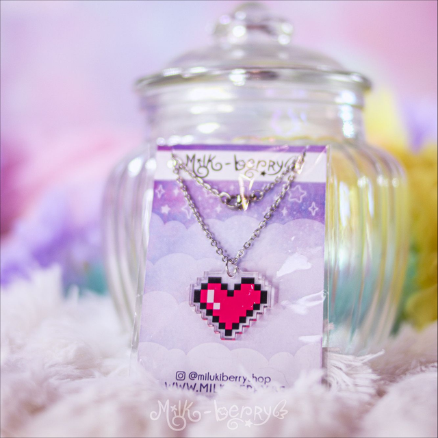 Collier Acrylique Recyclé Pixel Coeur