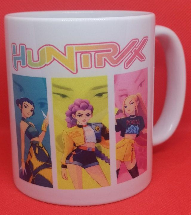 Custom Unofficial Printed 3 Panel K-Pop Demon Hunters Huntrix 11oz Boxed Mug. 