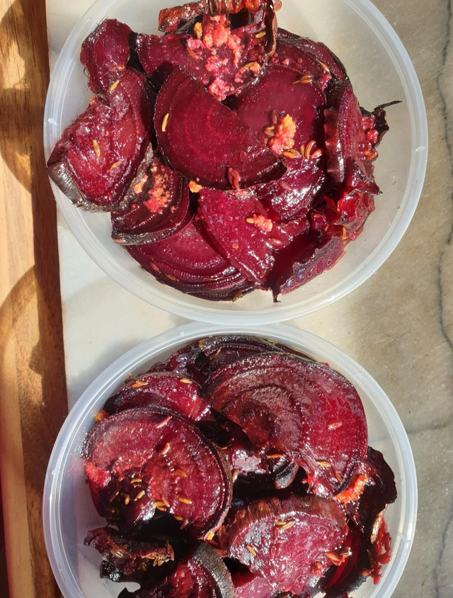 Roast beets salad