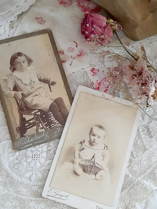 Lot de 2 photos anciennes d&#039;enfants