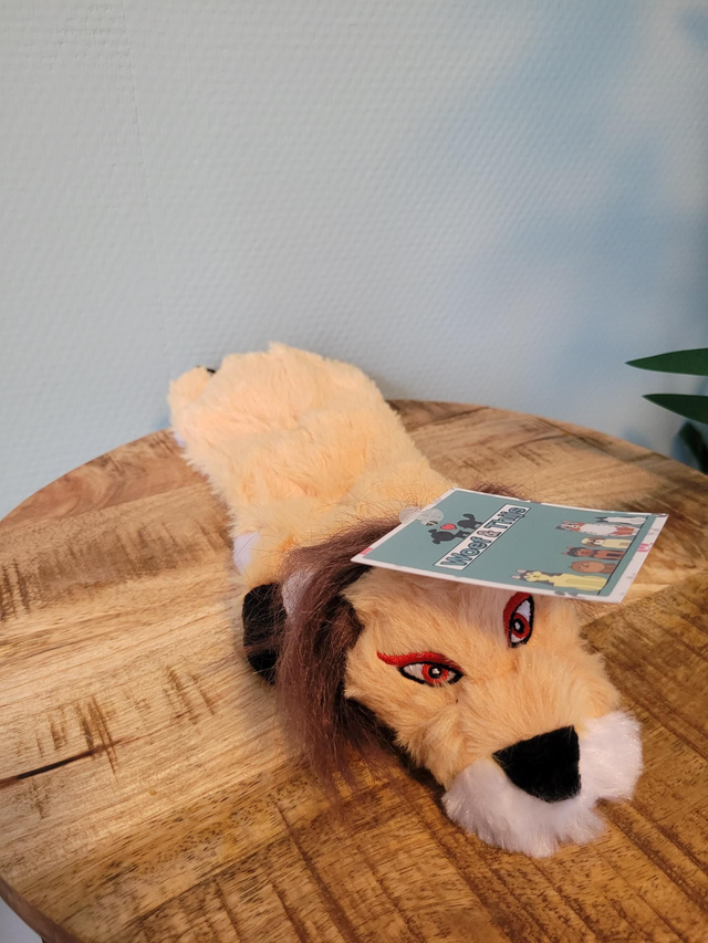 Leeuw zonder vulling!