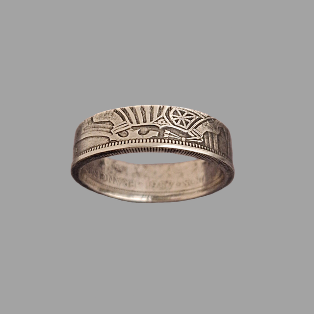 Spanish 25 pesetas 1957 coin ring   