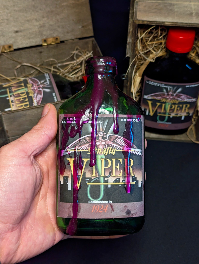 - Viper bottle - Street trash