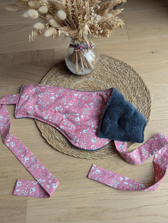 Bouillotte avec sangles