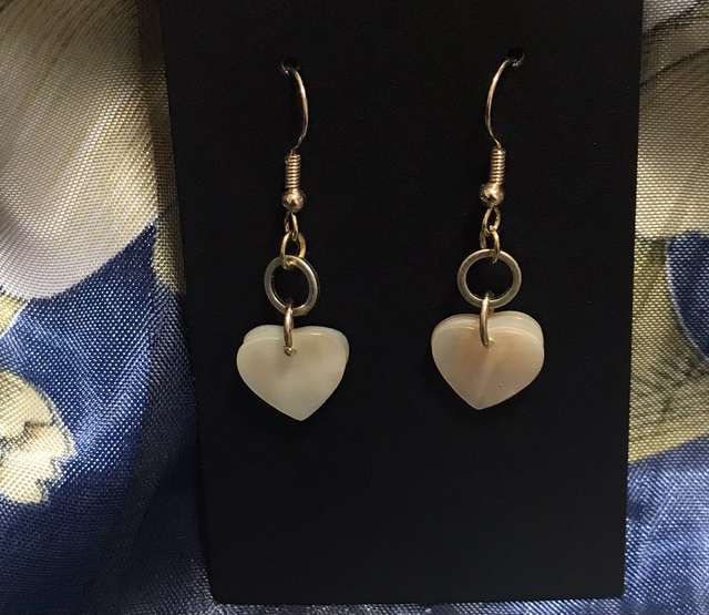 Cream Dangling Earrings - CDE25