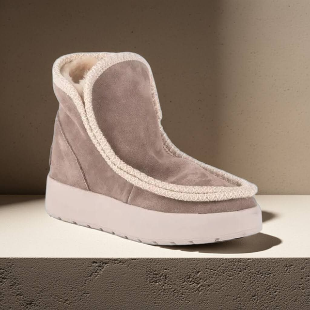 SALE - Eskimo Style Boots