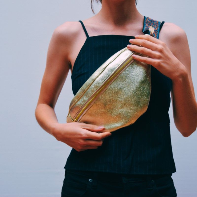 Sac banane cuir Or - disponible sur commande