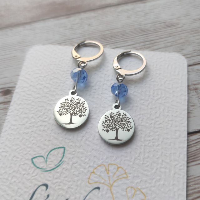 Boucles d&#039;oreilles &quot;Lisa&quot; Arbre de vie gravés bleu
