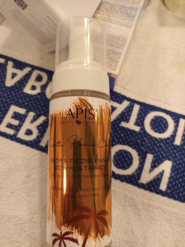 Enzymatická umývacia pena na rozžiarenie pleti 150ml VÝPREDAJ