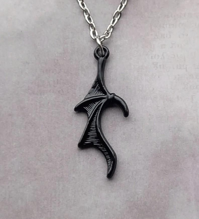 Black Dragon Wing Necklace 