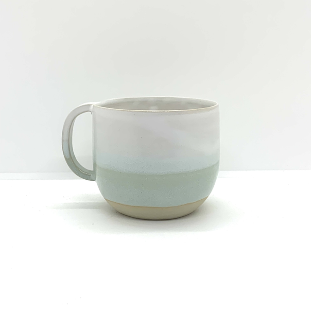 Tasse avec anse en grès 
