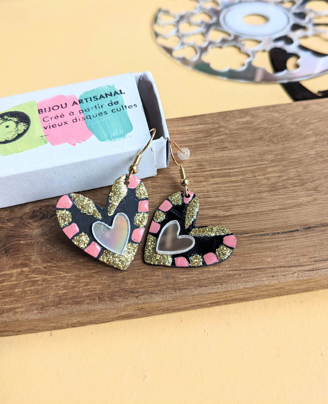 Coeurs crochets Irene Cara et Britney Spears