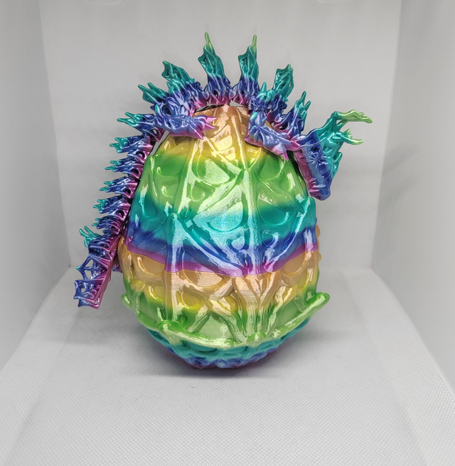 Oeuf de dragon toile d&#039;araignée