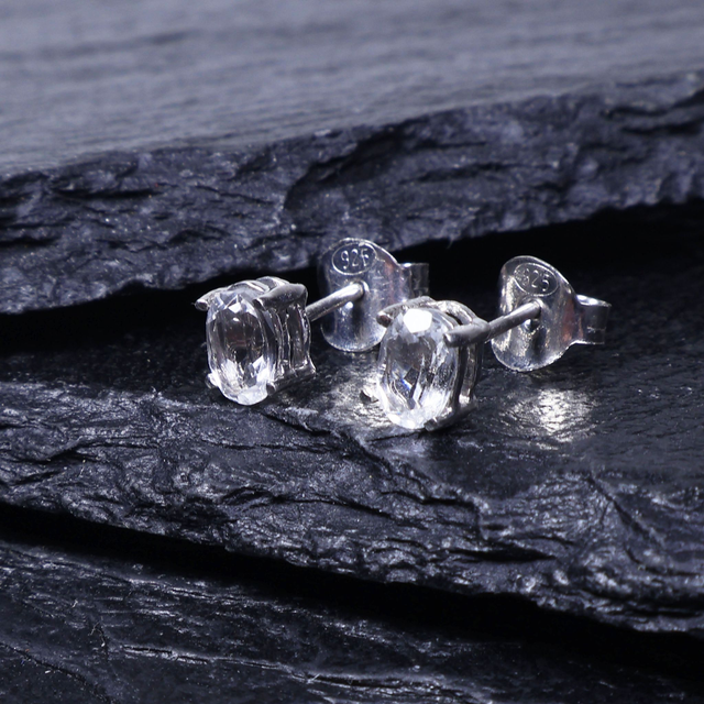 Pair of Vintage Sterling Silver 925 Small Dainty Delicate 5x4mm Oval Cut Crystal Clear Aquamarine Gemstone March Birthstone Stud Earrings