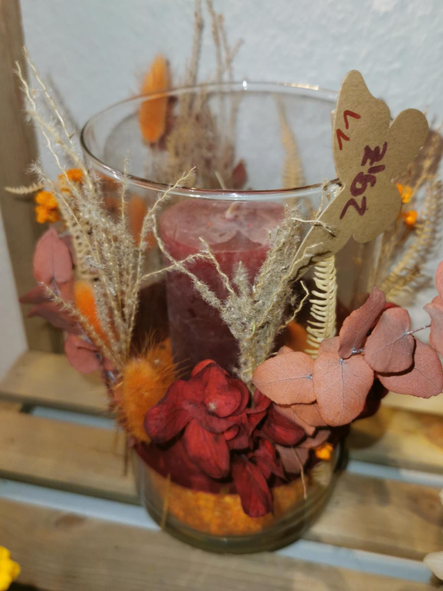 Glaszylinder rot/orange mit Stumpenkerze