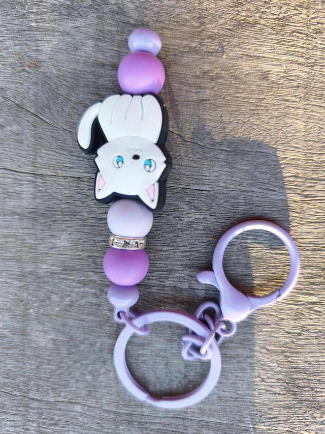 Porte clef chat blanc 