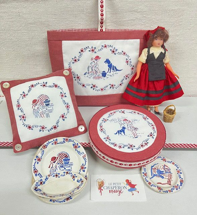 Dinette chaperon rouge