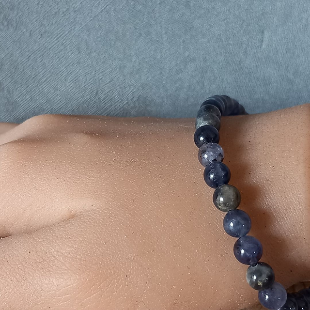 Bracelet ajustable en Iolite (Cordiérite)