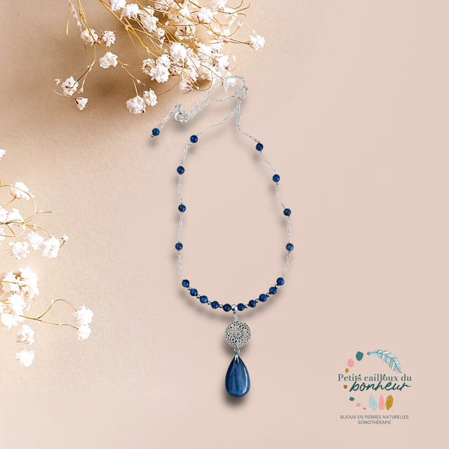 Collier cyanite – Communication &amp; guérison intérieure