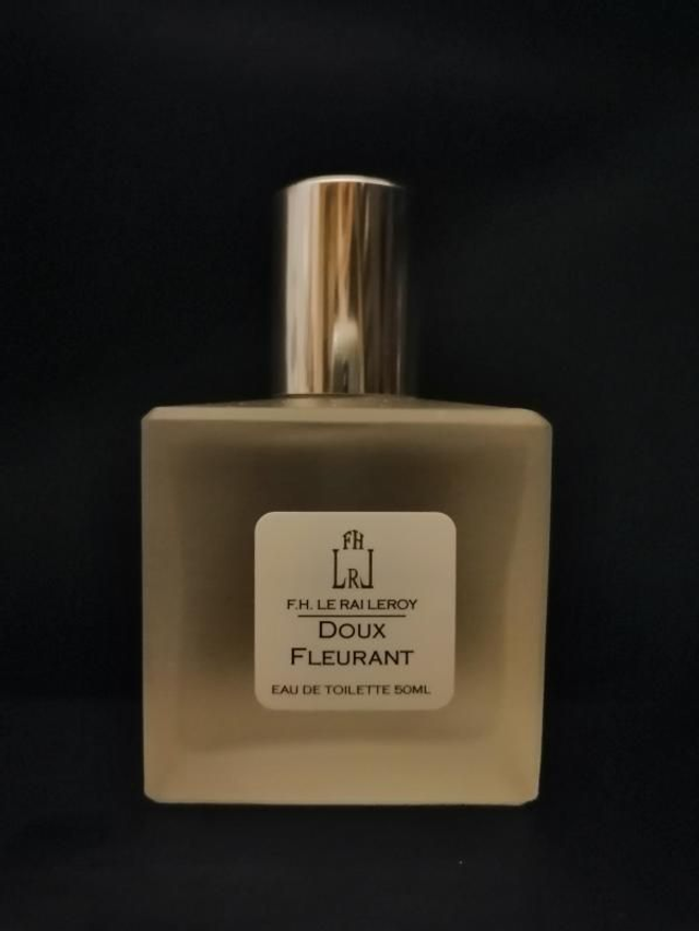 "Doux Fleurant" 50 ml / E. de Toilette