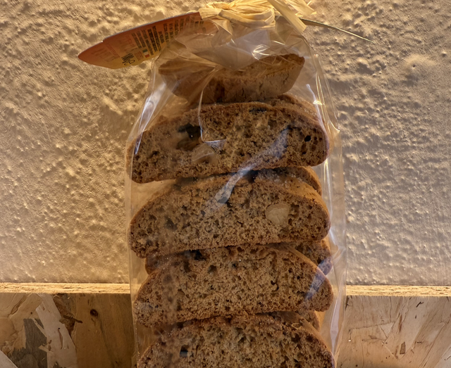 Tronchetti con nocciole ‘Banda di Giffoni’ - Sapore di Casa