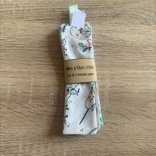 Lot de 4 marque pages en tissu