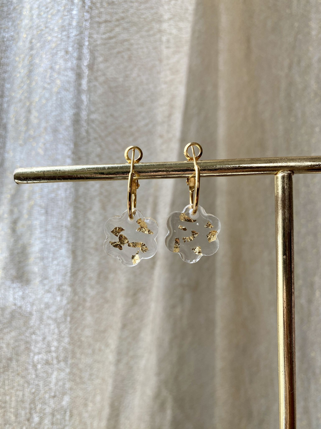 Créoles fleurs pleines - flocons dorés