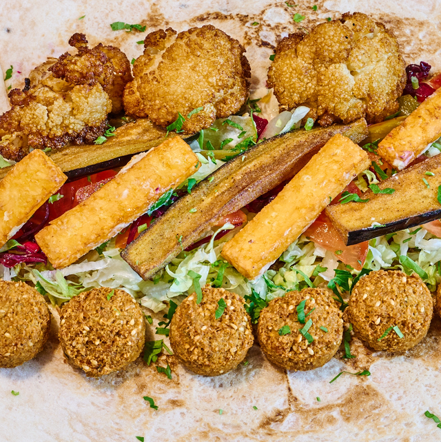 Falafel  Maqali Halumi  فلافل مقالي حلومي 