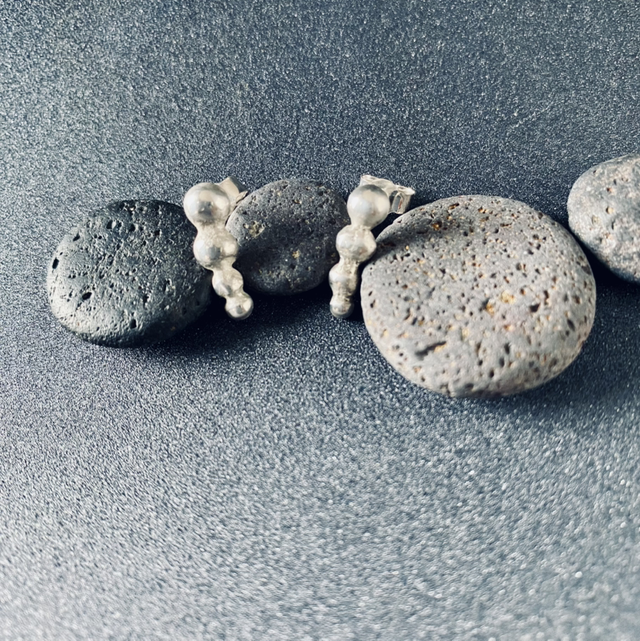 Clous d’oreille 4 petites gouttes