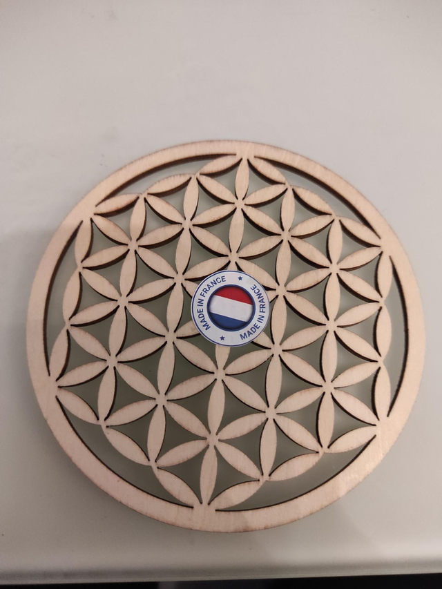 Plaque en bois fleur de vie 