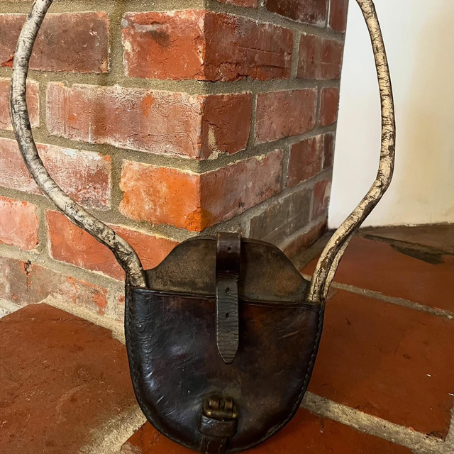 Single Line Leather Railway Token Holder Bag With Hoop &amp; Pouch