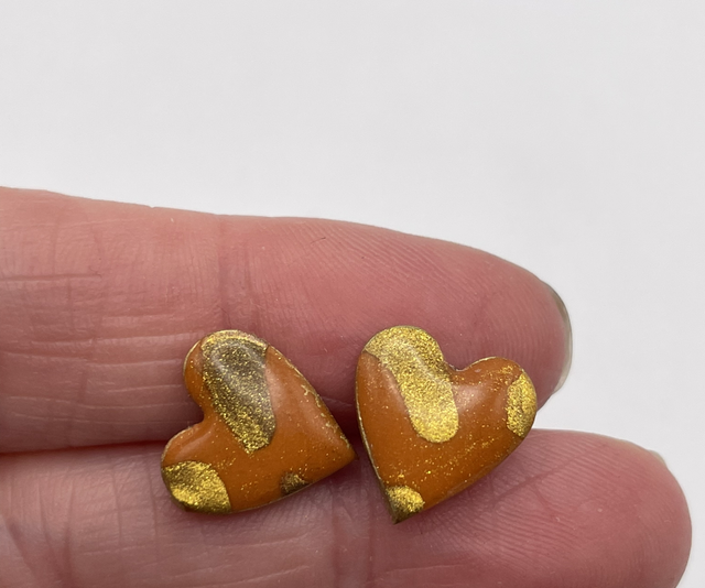 Amber Gold heart studs