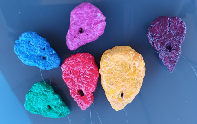 MOBILE PETIT NUAGE AVEC GOUTTES D'EAU , en papier mâché, fait main, décoration ou cadeau unique, 28 cm de hauteur total