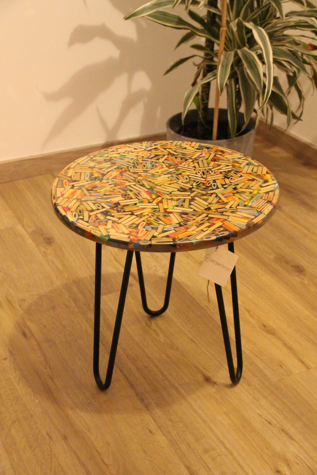 Buntstift-Tisch | Tisch | Upcycling
