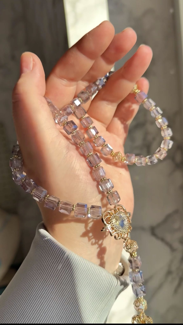 Chapelet Z É B É D É E