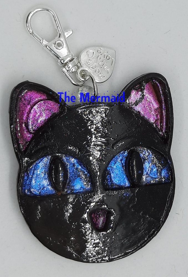 resin Luna ball sleutelhanger 