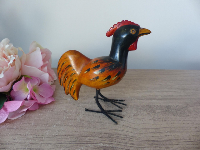Figurine petit coq poule en bois et métal, poulet ferme animal sculpté en bois, décoration cuisine de campagne, collection oiseau en bois
