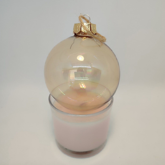 Boule de Noel en verre et son coffret cadeau