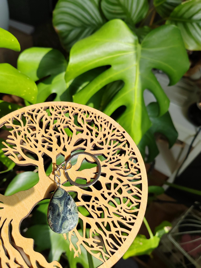 porte clés - jaspe kambaba 