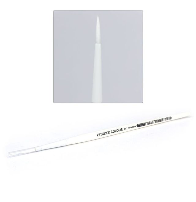 Citadel Medium Synthetic Shade Brush