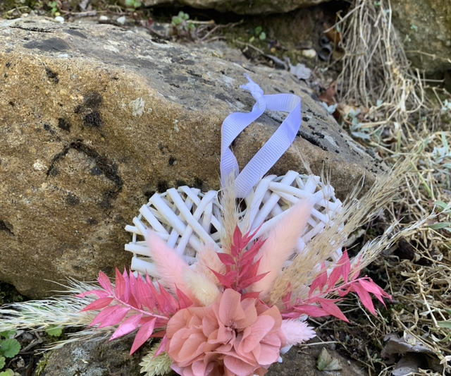 Cœur osier fleuri