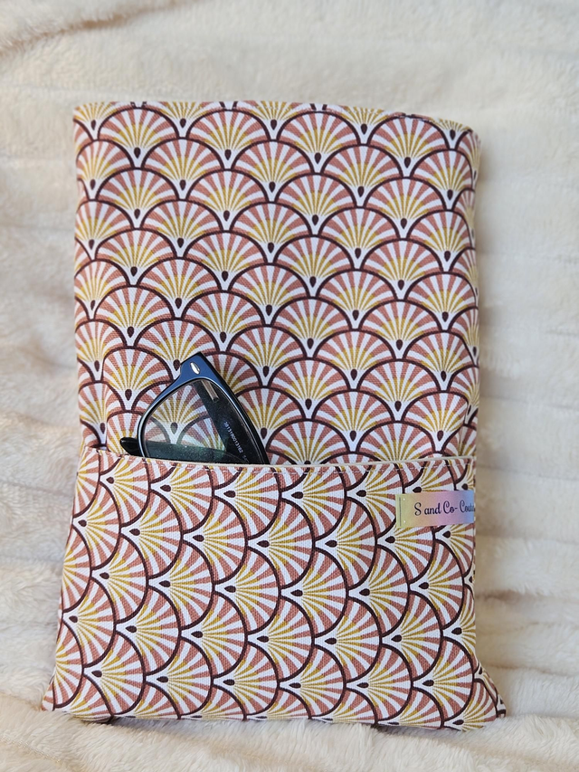 Range livre "éventails marron"